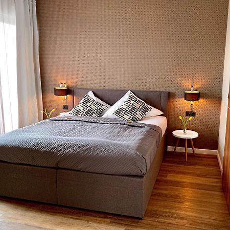 Hotel Akazienhof Дуйсбург Экстерьер фото