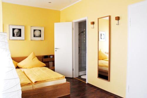 Hotel Akazienhof Дуйсбург Экстерьер фото