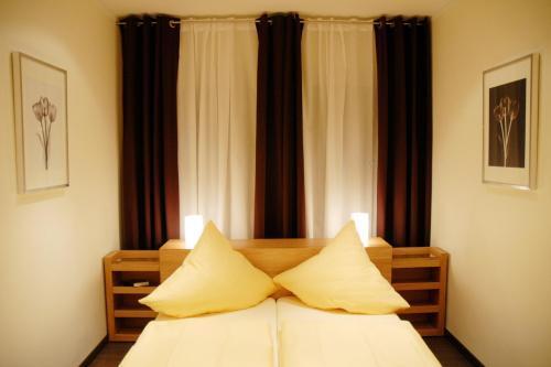 Hotel Akazienhof Дуйсбург Экстерьер фото