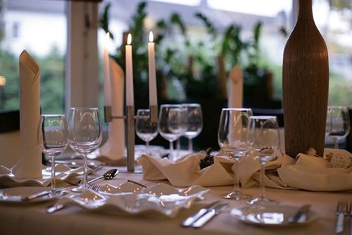 Hotel Akazienhof Дуйсбург Экстерьер фото